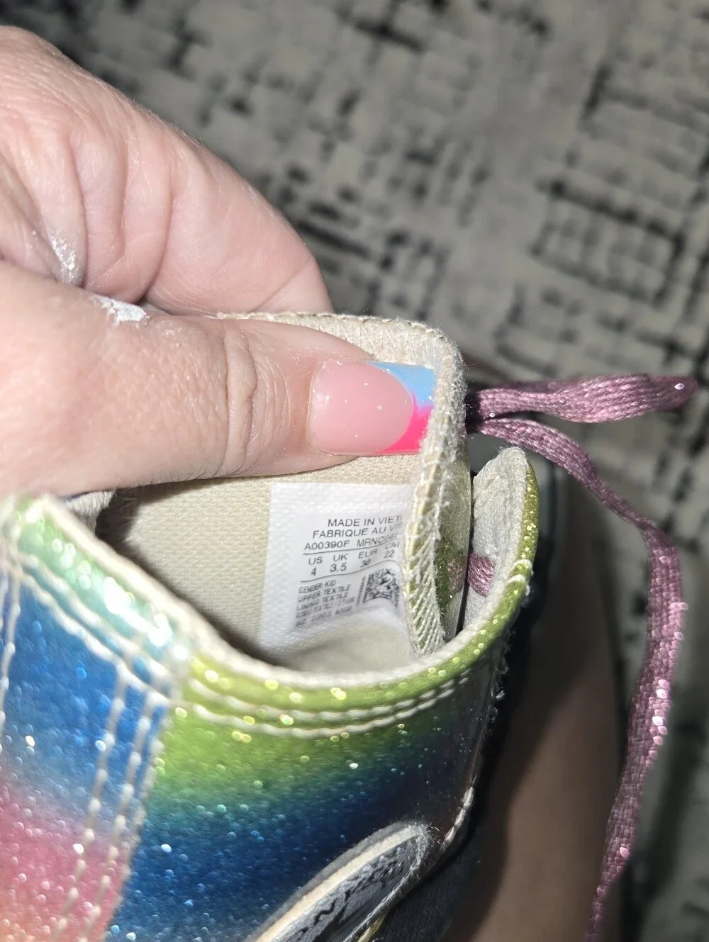 Converse Chuck Taylor All Star Rainbow Glitter Drip High Top Sneakers Youth 4